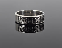 Load image into Gallery viewer, Iconic Albums Ring