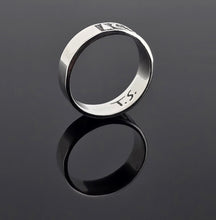 Load image into Gallery viewer, Iconic Albums Ring