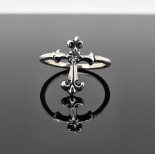Load image into Gallery viewer, Fleury Cross Ring