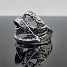 Load image into Gallery viewer, Glow Ring