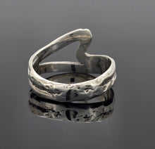 Load image into Gallery viewer, Angle Ring