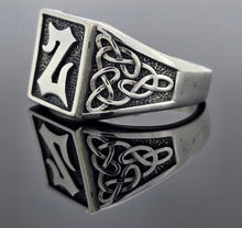 Load image into Gallery viewer, "Z" Old English Alphabet