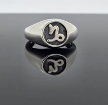 Load image into Gallery viewer, Capricorn Ring