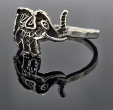 Load image into Gallery viewer, Filigree Elephant Ring