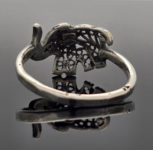 Load image into Gallery viewer, Filigree Elephant Ring