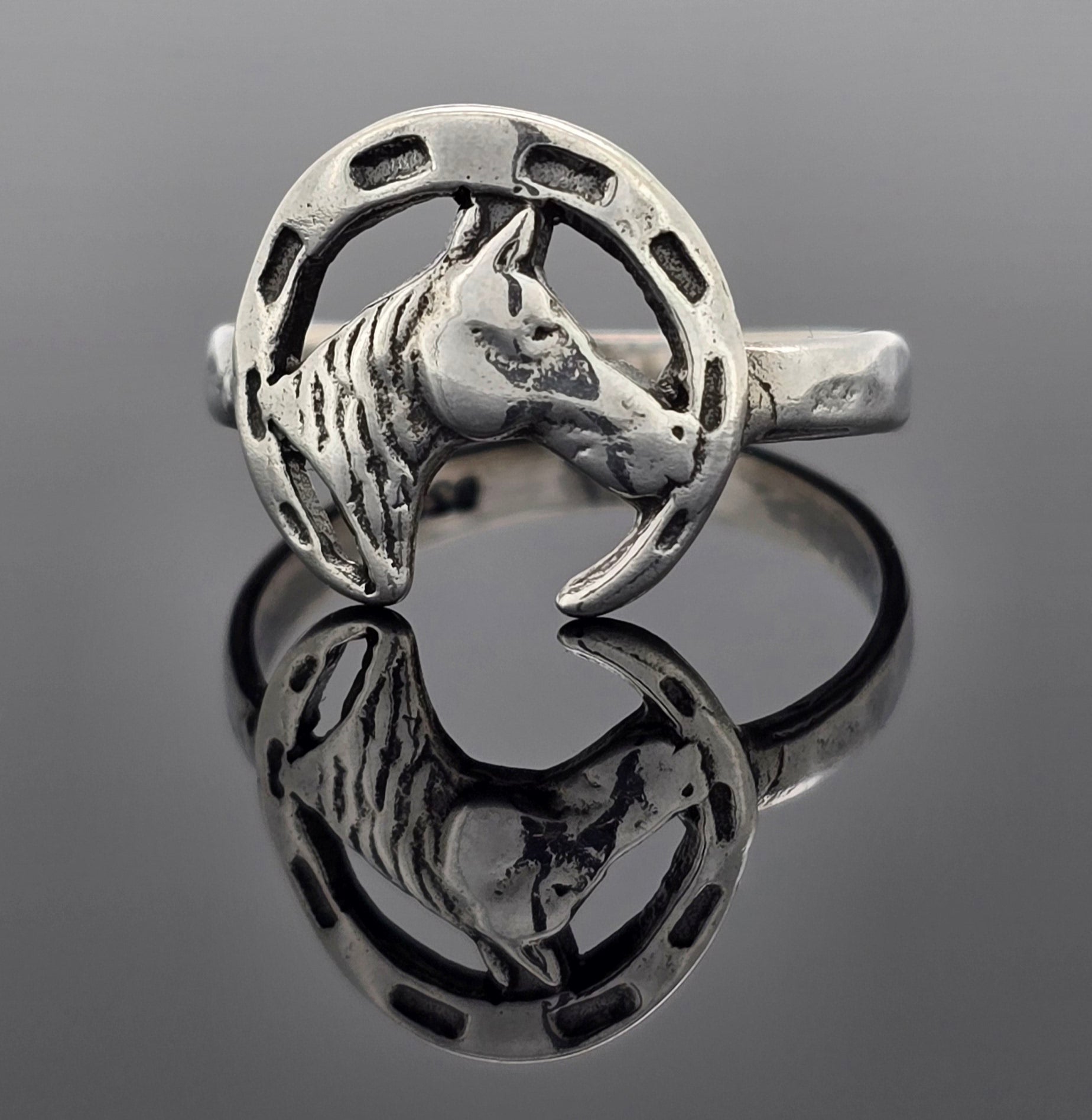 Horse shoe Ring – The Hammer Silver Ltd