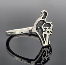 Load image into Gallery viewer, Cat Ring