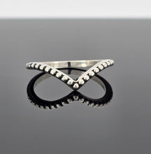 Load image into Gallery viewer, Beaded wishbone Ring