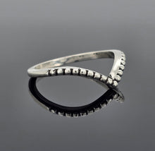 Load image into Gallery viewer, Beaded wishbone Ring