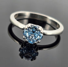 Load image into Gallery viewer, Square Solitaire CZ Ring