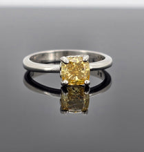 Load image into Gallery viewer, Raund Solitaire CZ Ring