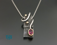 Load image into Gallery viewer, Barnu Pendant