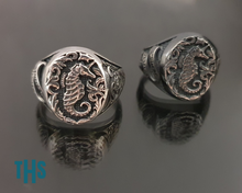 Load image into Gallery viewer, Seahorse Ring