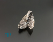 Load image into Gallery viewer, Lifo Pendant