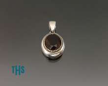 Load image into Gallery viewer, Ovy Pendant