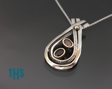 Load image into Gallery viewer, Azul Pendant
