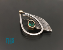 Load image into Gallery viewer, Alu Pendant