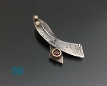 Load image into Gallery viewer, Samo Pendant