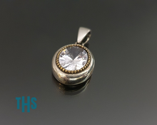 Load image into Gallery viewer, Ovy Pendant
