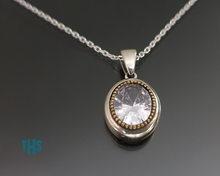 Load image into Gallery viewer, Ovy Pendant