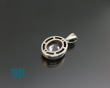 Load image into Gallery viewer, Ovy Pendant