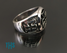 Load image into Gallery viewer, Cross Ring