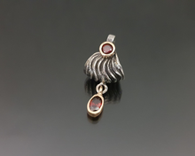 Load image into Gallery viewer, Mumuko Pendant