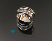 Load image into Gallery viewer, Roly Ring