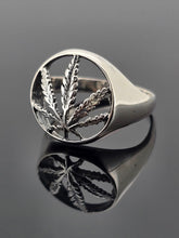 Load image into Gallery viewer, Marijuana Leaf Ring
