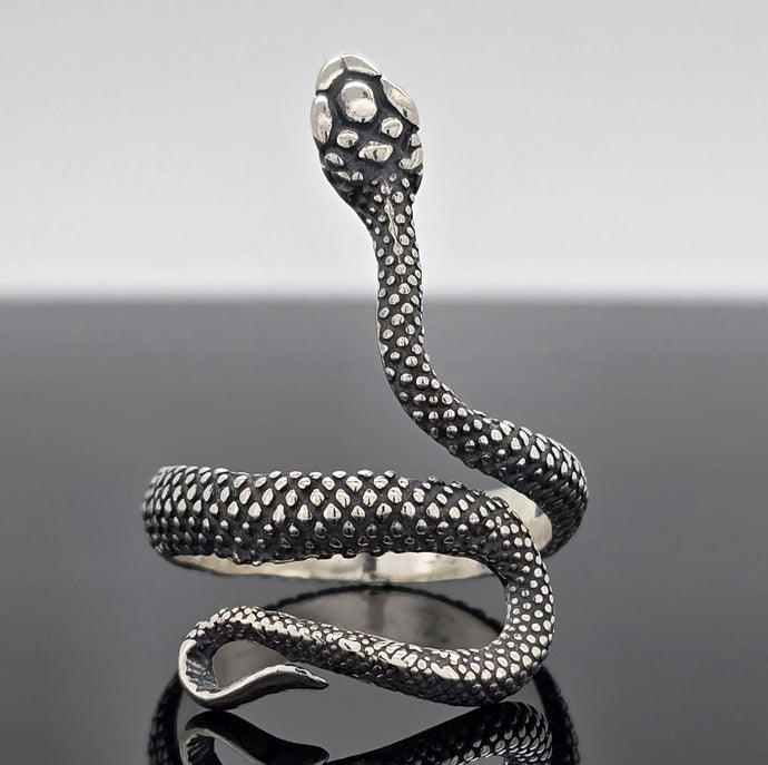 Cobra Snake Ring