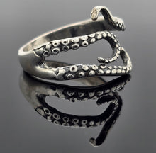 Load image into Gallery viewer, Octopus Ring
