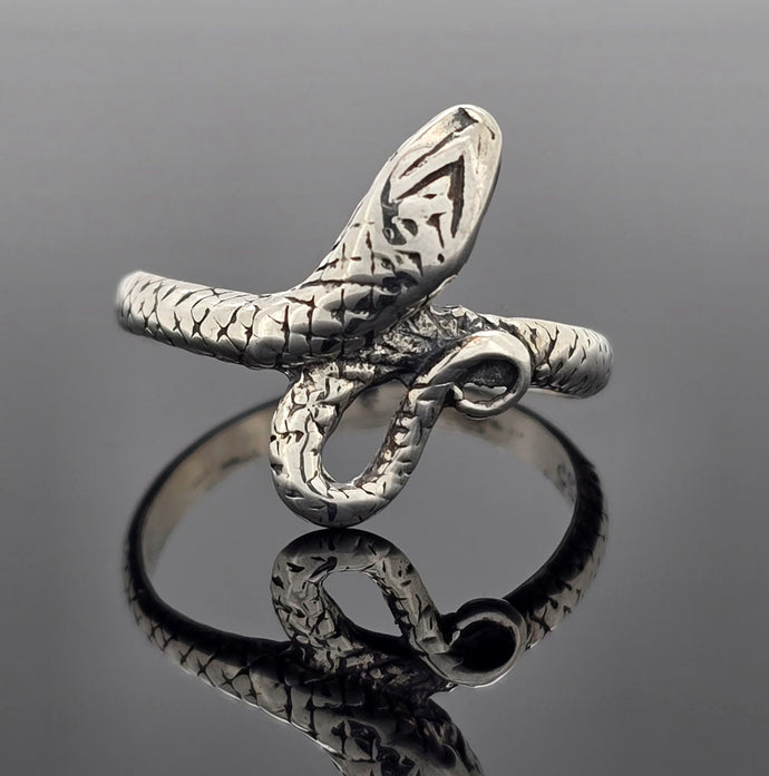 Snake-shaped Ring