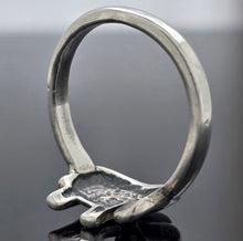 Load image into Gallery viewer, Plain Elephant Ring
