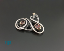 Load image into Gallery viewer, Bygarnet Pendant
