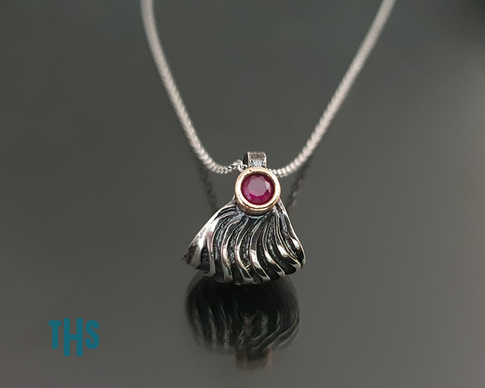 Mumu Pendant